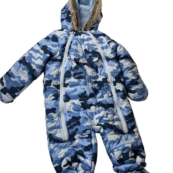 First impression baby snow suit 6-9 mo BoxAV - Picture 2 of 4